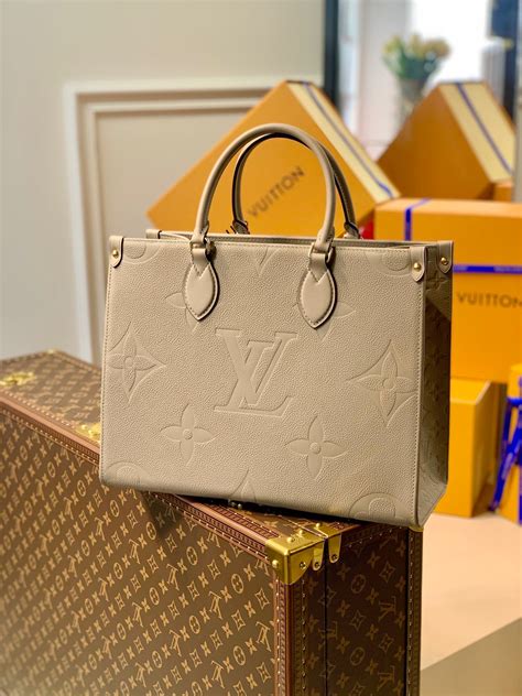 louis vuitton beige bag|louis Vuitton Bag small.